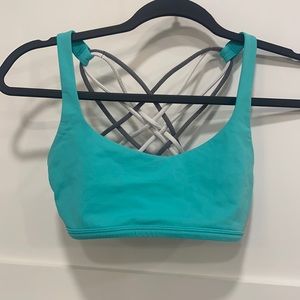 Lululemon sports bra